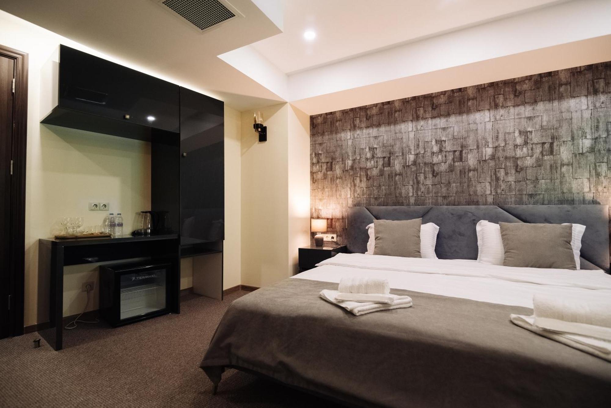 Royal Plaza Hotel Тбілісі Номер фото